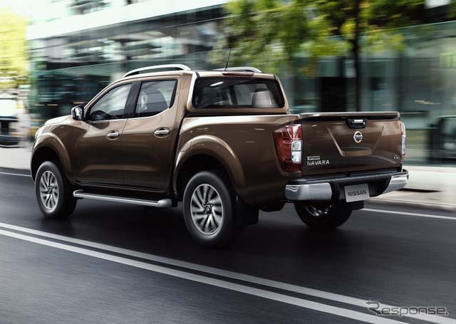 鲣NP300 Navara