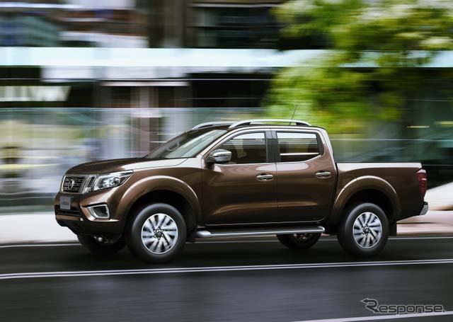 鲣NP300 Navara