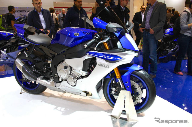 YZF-R1