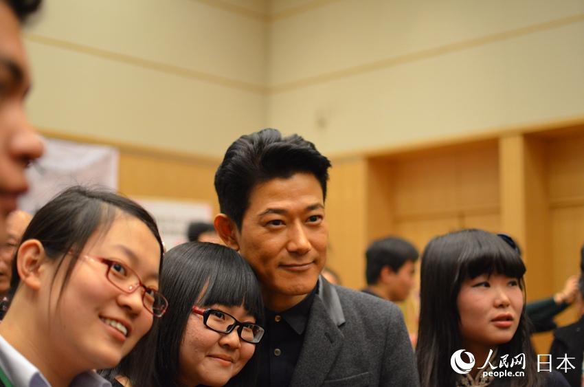 ʸҰ�ƶ����˿��һ��