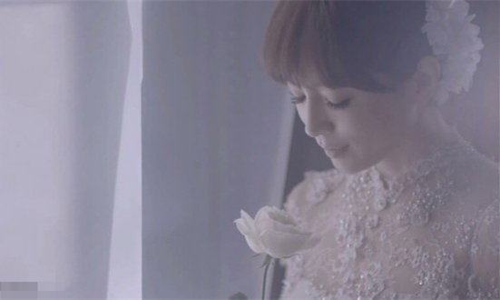 �ֿ����������鲽�¸�MV ����ɴ���ݶ��˻���8��