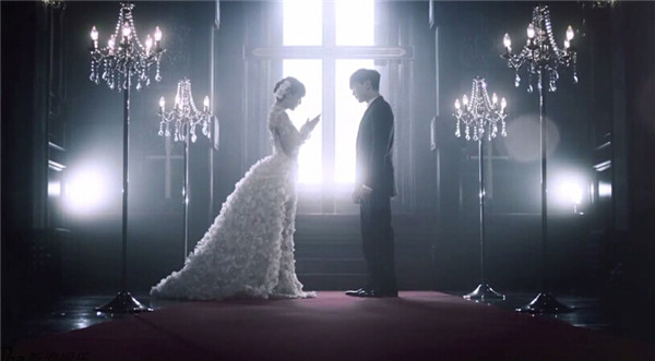 �ֿ����������鲽�¸�MV ����ɴ���ݶ��˻���4��