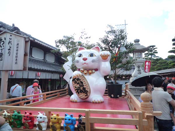 日本旅游攻略·日本自由行：三重縣的招財貓節（資料圖）