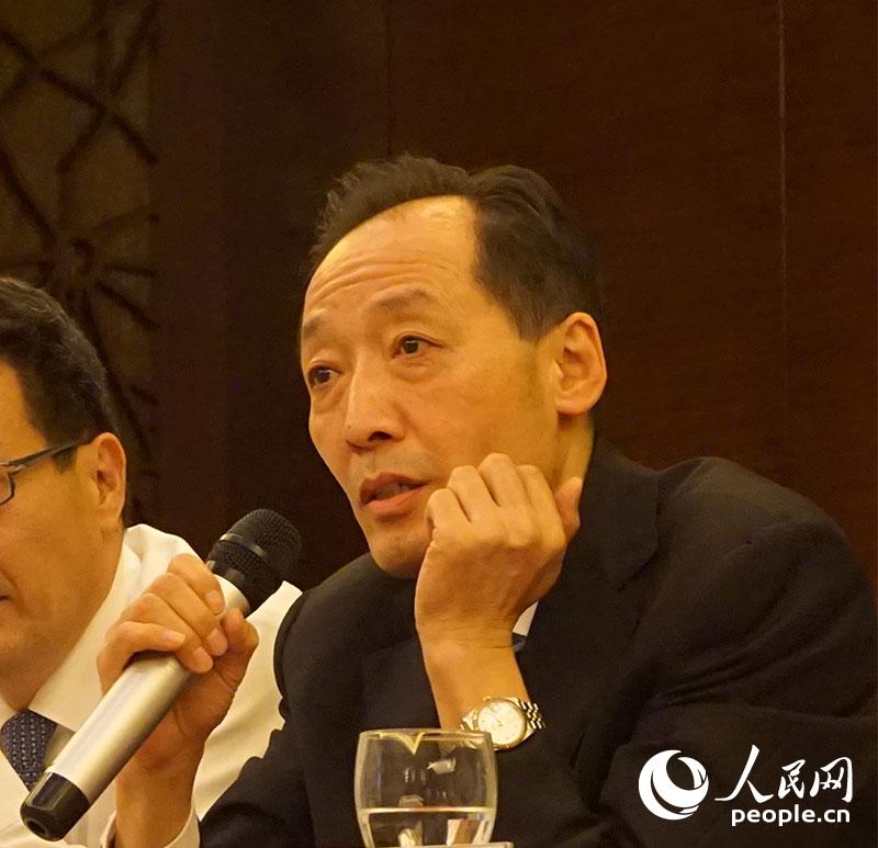中華全國新聞工作者協會黨組書記翟惠生發言討論。 馬瀟漪攝