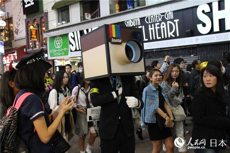 ��ͼ������ɬ����ʥ��ǰҹ���ݡ���װ���񻶽ڡ�6��