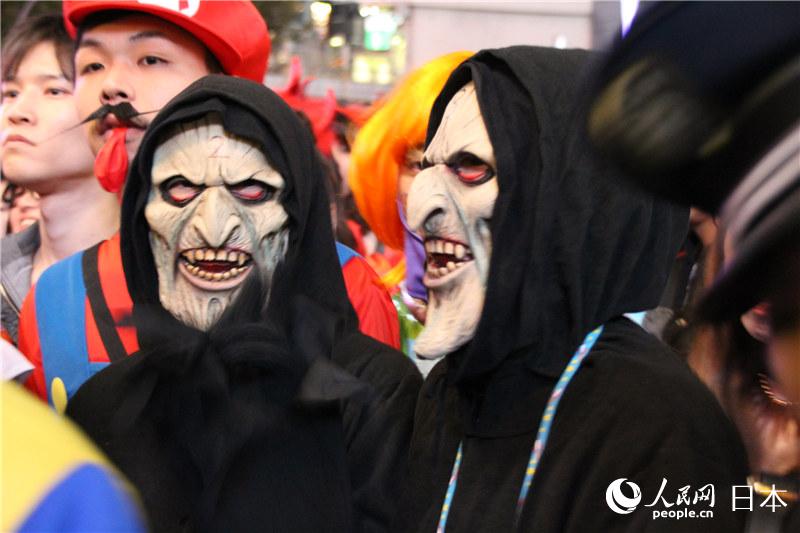 ��ͼ������ɬ����ʥ��ǰҹ���ݡ���װ���񻶽ڡ�9��