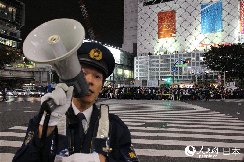 ��ͼ������ɬ����ʥ��ǰҹ���ݡ���װ���񻶽ڡ�16��