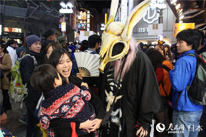 ��ͼ������ɬ����ʥ��ǰҹ���ݡ���װ���񻶽ڡ�14��