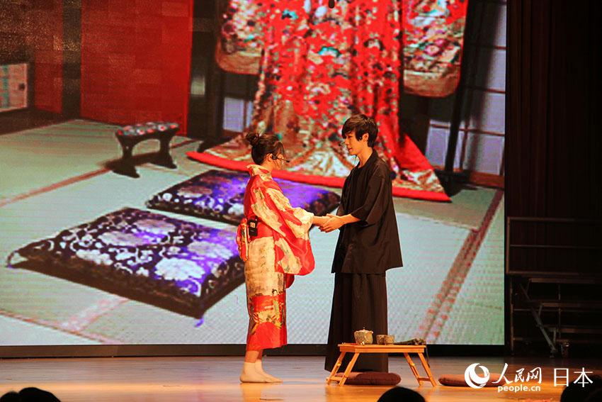 《被囚禁的金魚》劇照