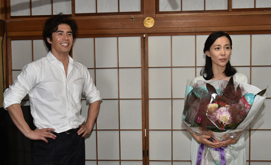 ����Ӣ�����ҵ�Σ�����ӡ����һ������ �����¸߽������