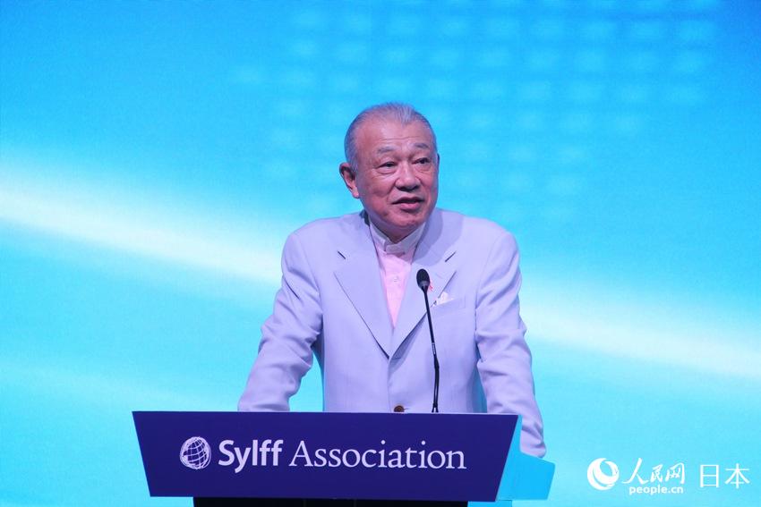 笹川陽平先生在笹川良一優秀青年獎學基金（SYLFF）中國項目25周年慶典儀式致辭（2018年攝影）