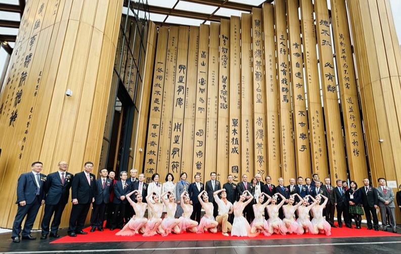 大阪世博会中国馆惊艳亮相