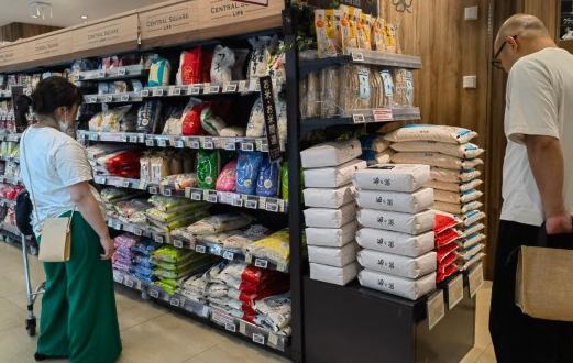 调查显示日本2026年约1.5万种食品将涨价