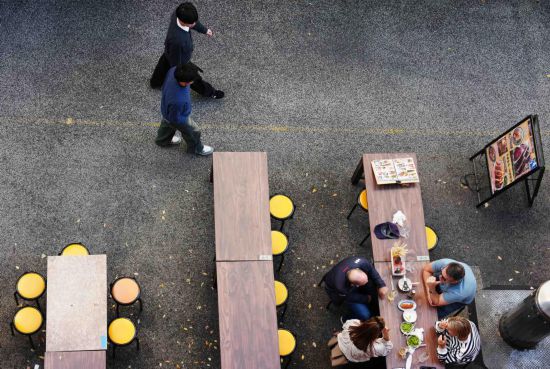 航班减、消费降……游客减少笼罩日本旅游业