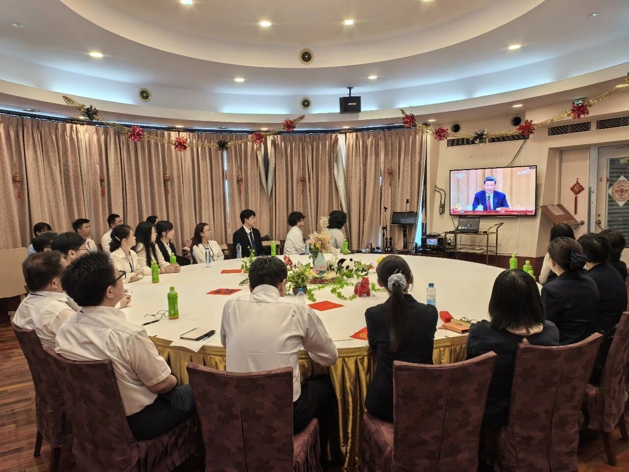 座谈会现场。中国驻新潟总领馆供图