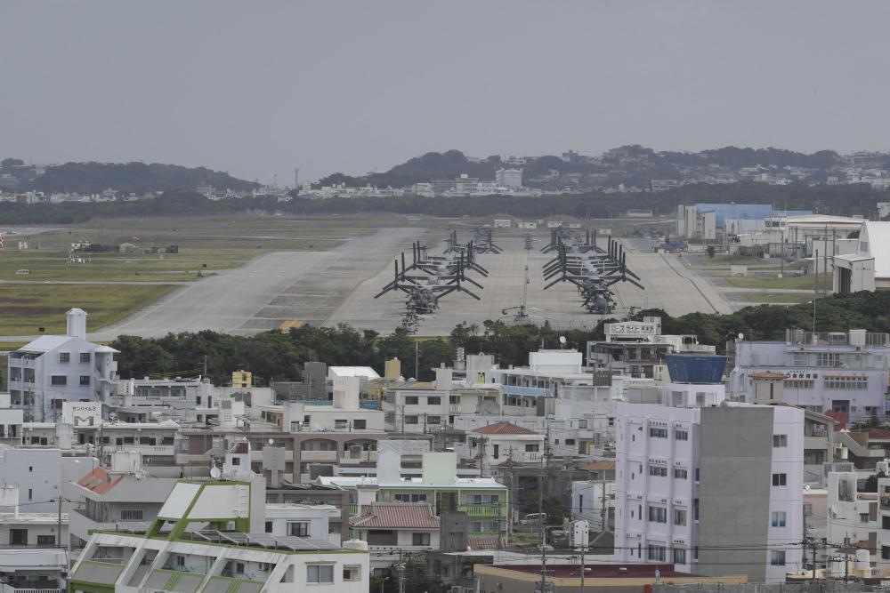这是2023年11月25日在日本冲绳拍摄的美军普天间基地。新华社记者冯武勇摄